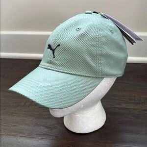 Puma Canvas Cap buckle slide back,embroidered logo, 6 vented panel, button top